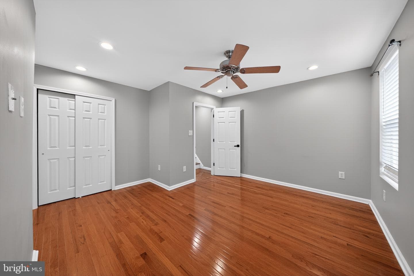 2448 Amber Street photo 26