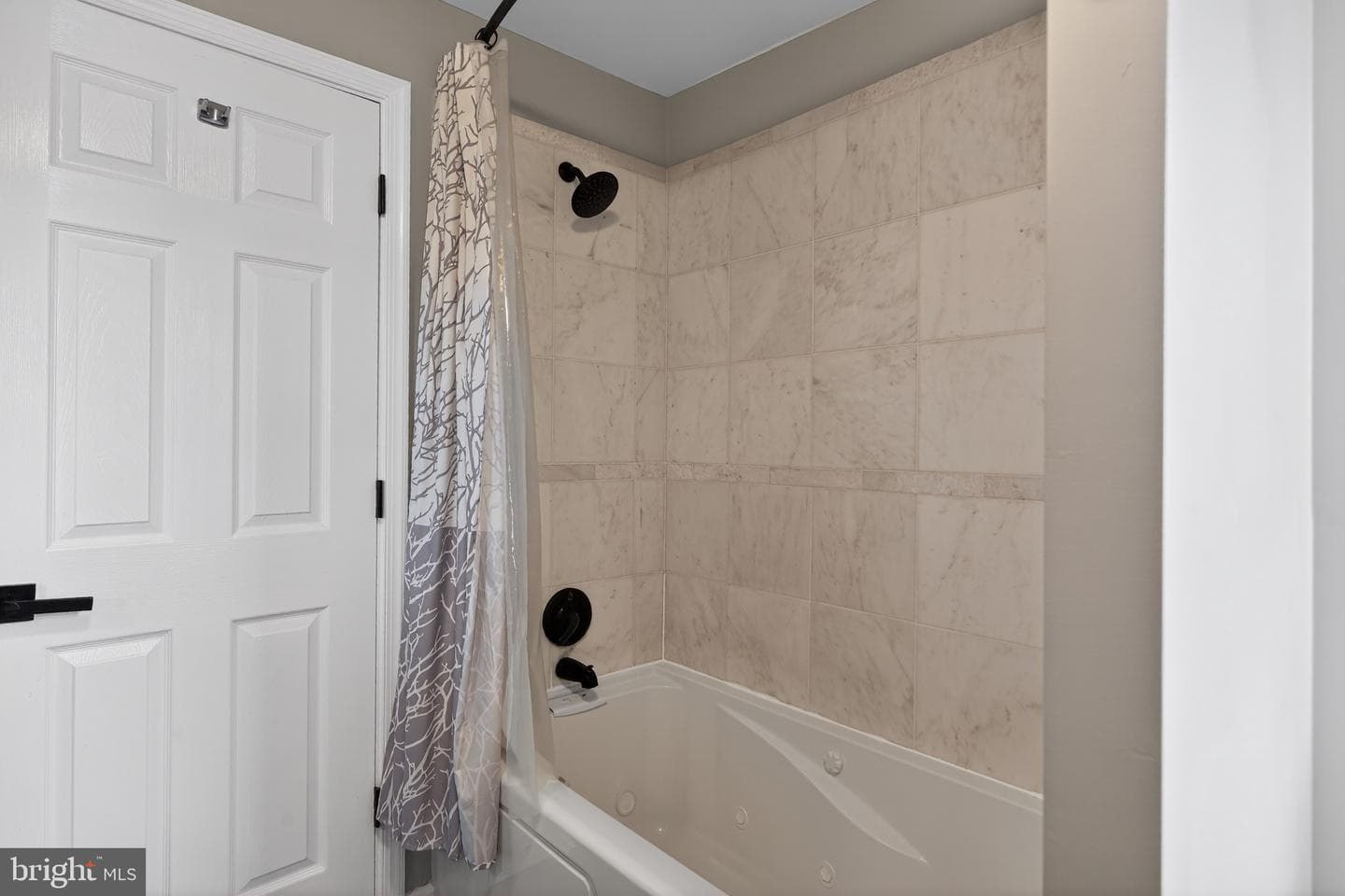 2448 Amber Street photo 28