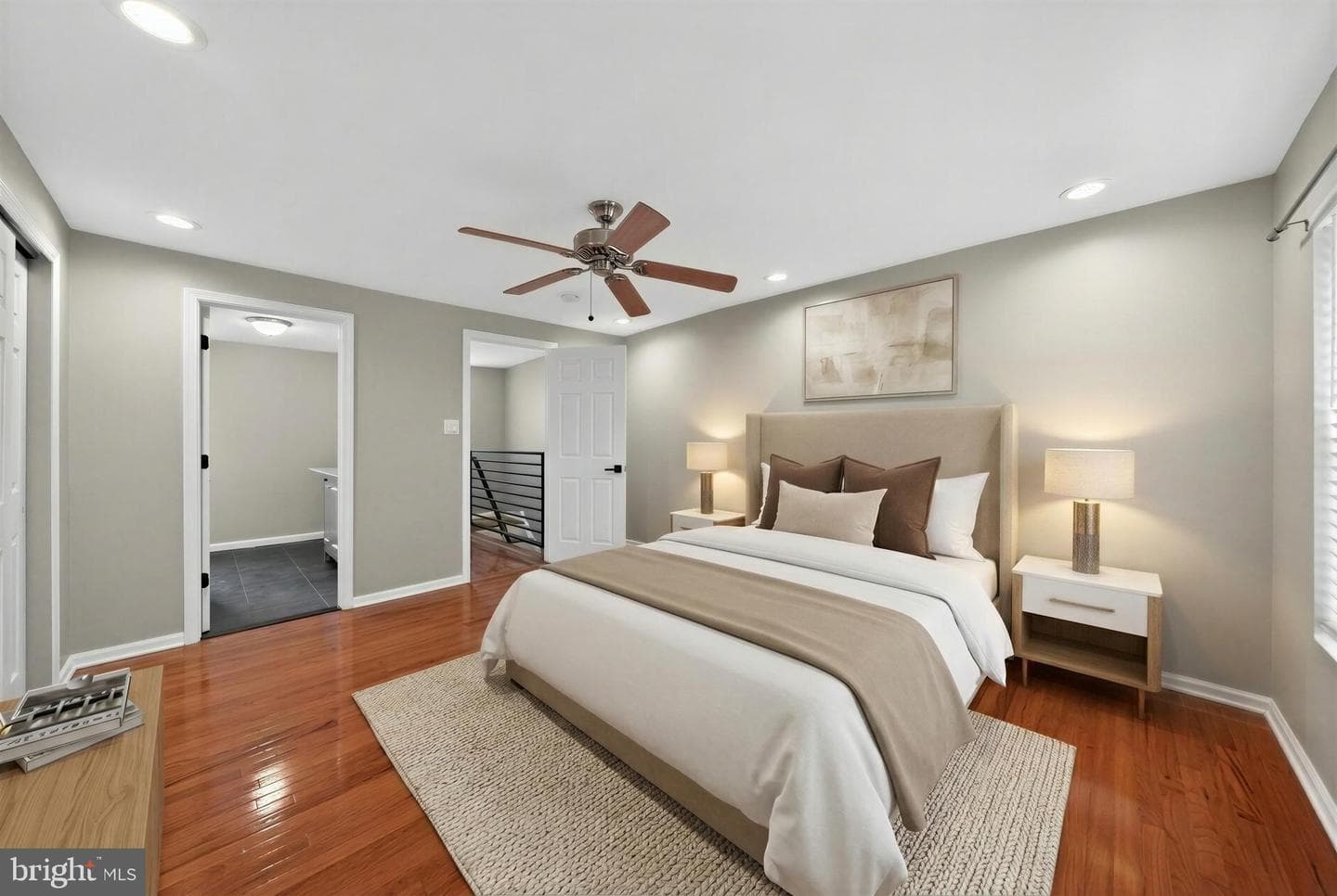 2448 Amber Street photo 3