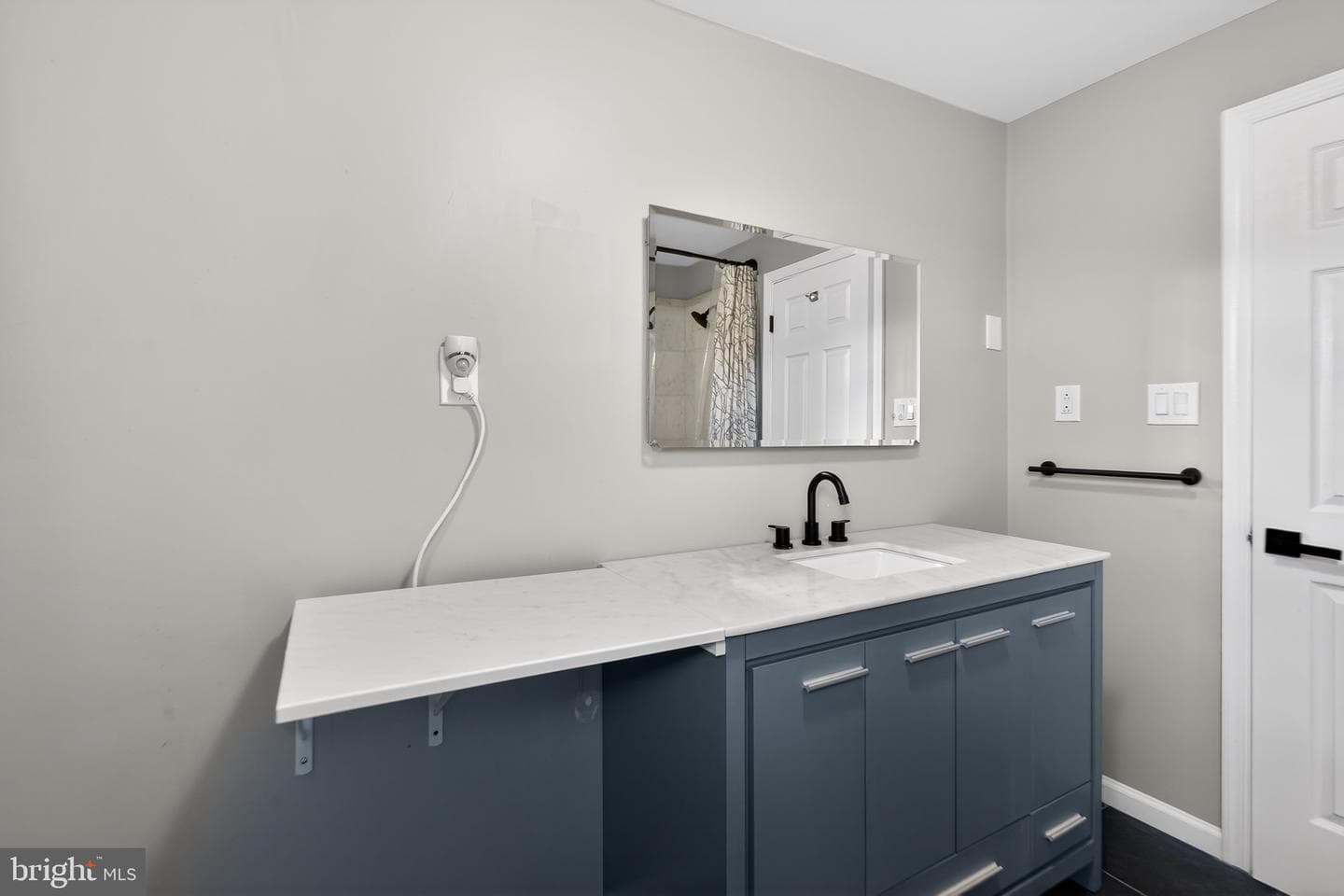 2448 Amber Street photo 32