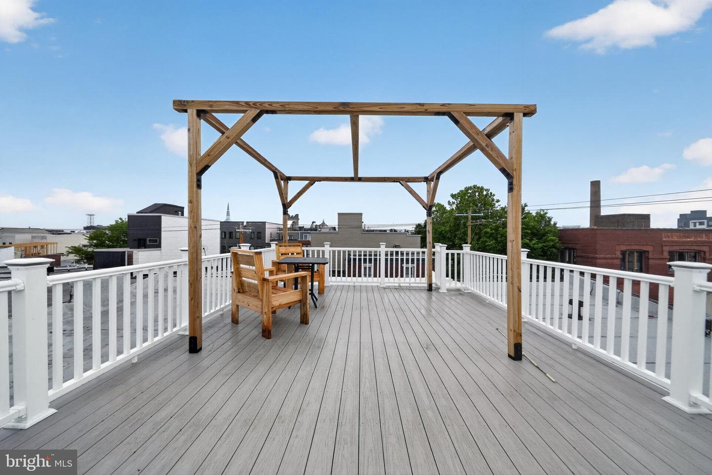 2448 Amber Street photo 36