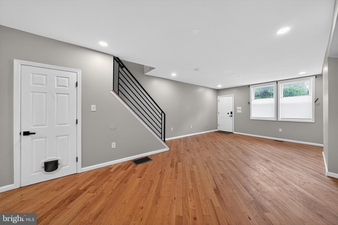 2448 Amber Street photo 9