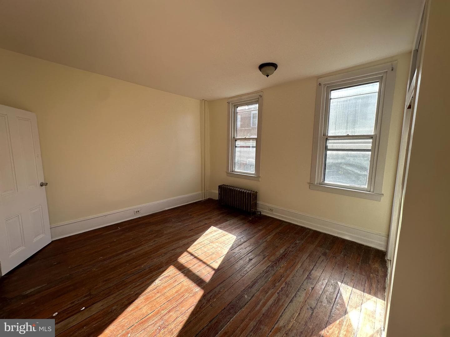 1607 Wharton Street photo 24