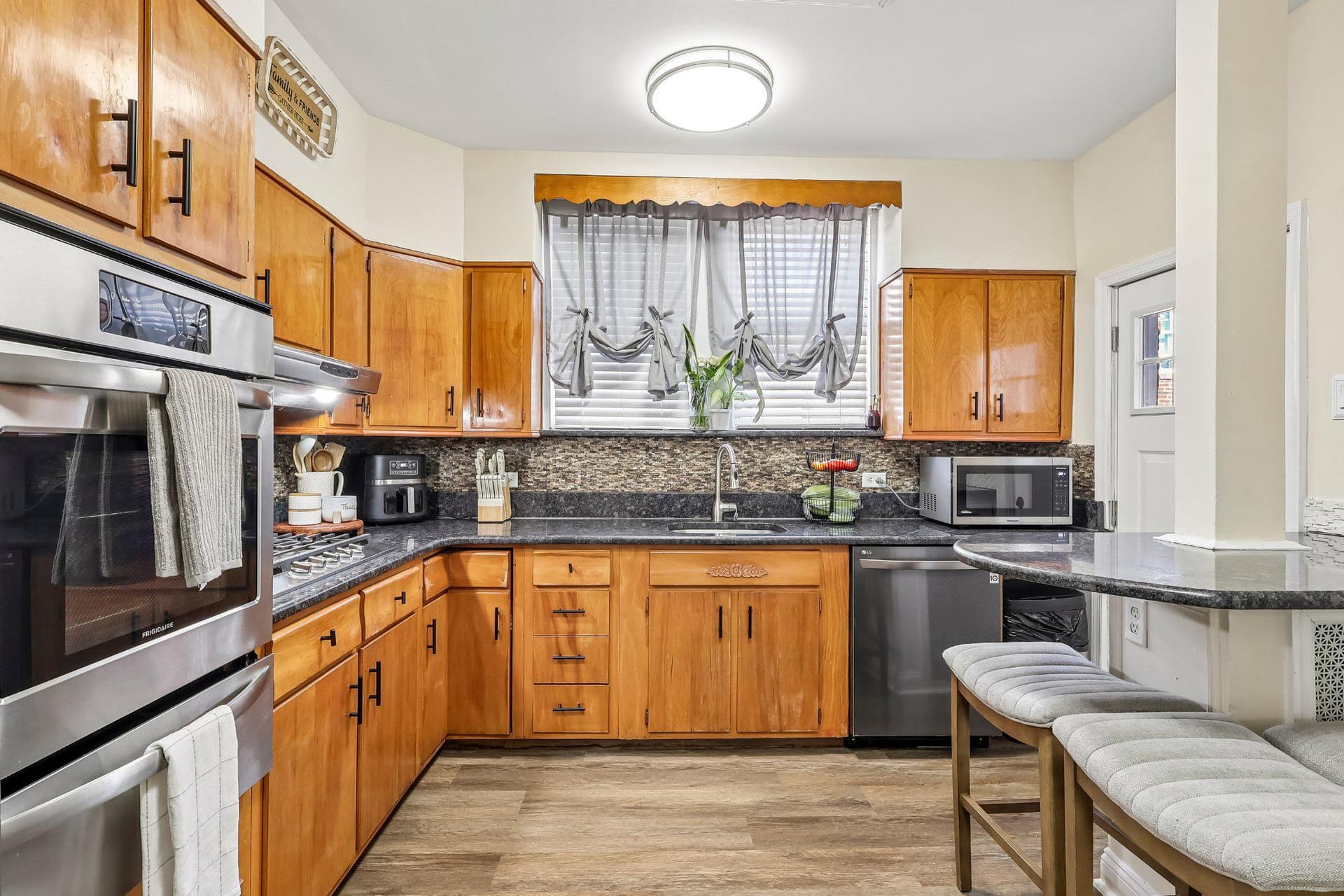 5934 Reach Street photo 12