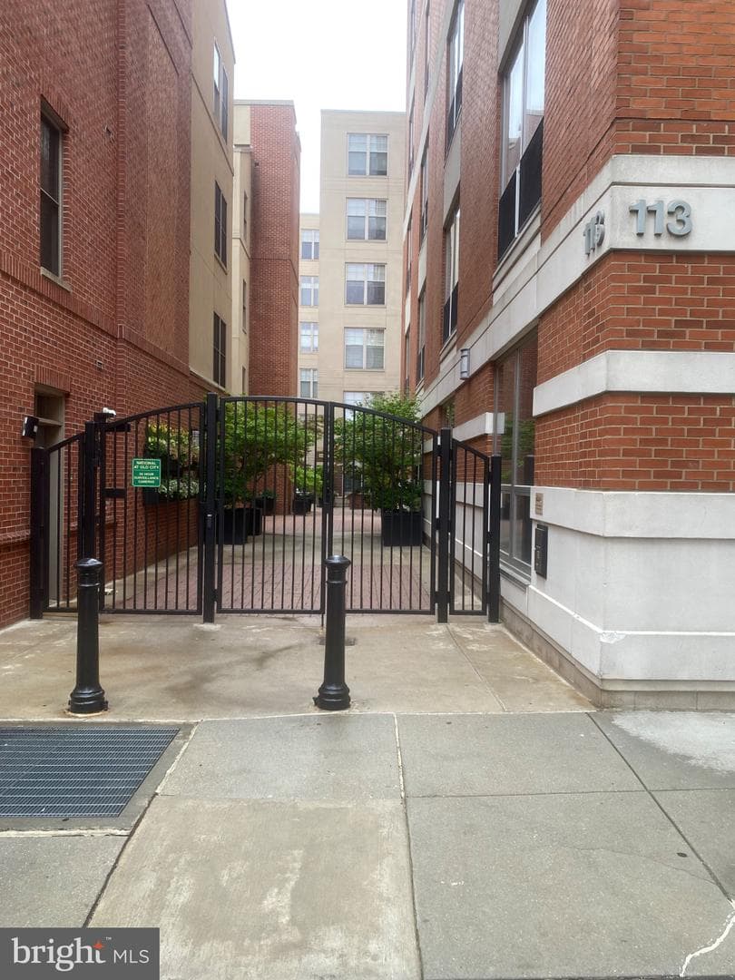 113 N Bread Street #3f3 photo 37