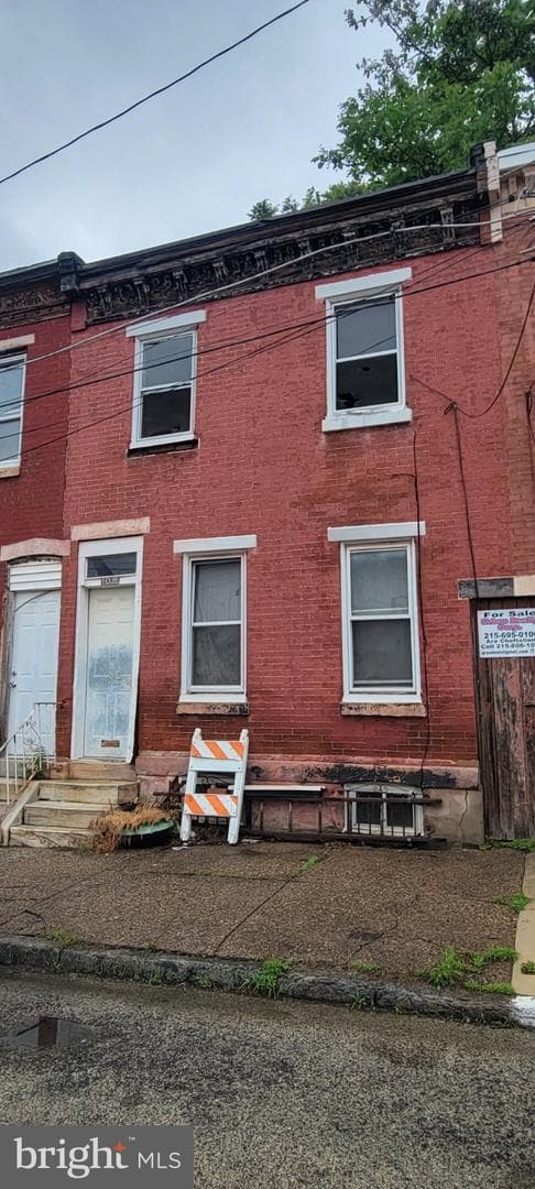 1035 W Nevada Street, Philadelphia