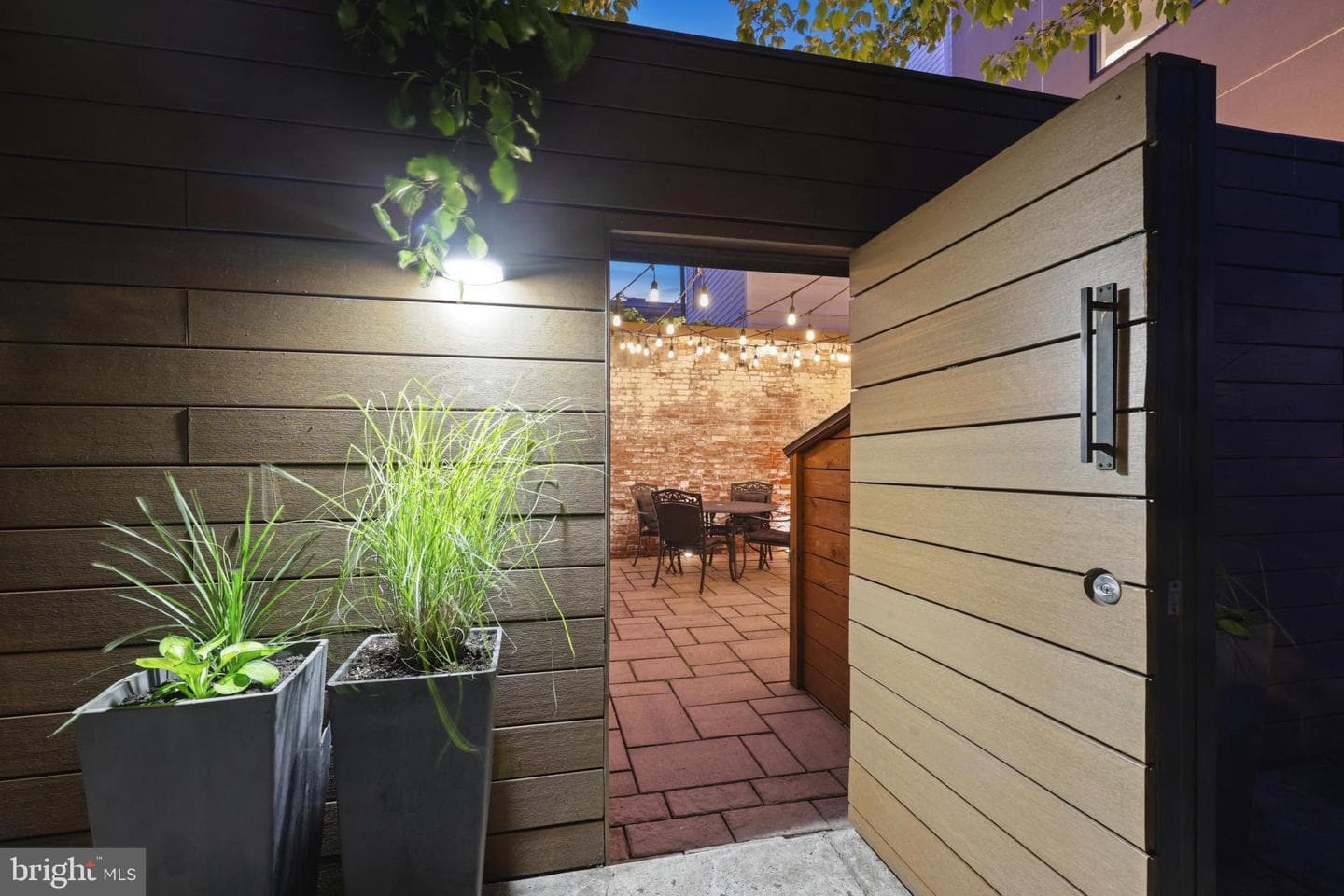 1724 Tulip Street photo 7