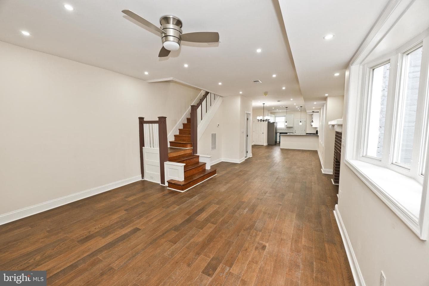 6134 Washington Avenue photo 9