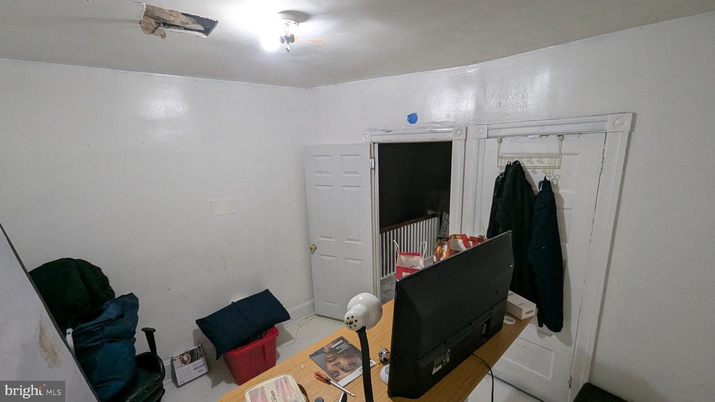 6132 Chew Ave photo 8