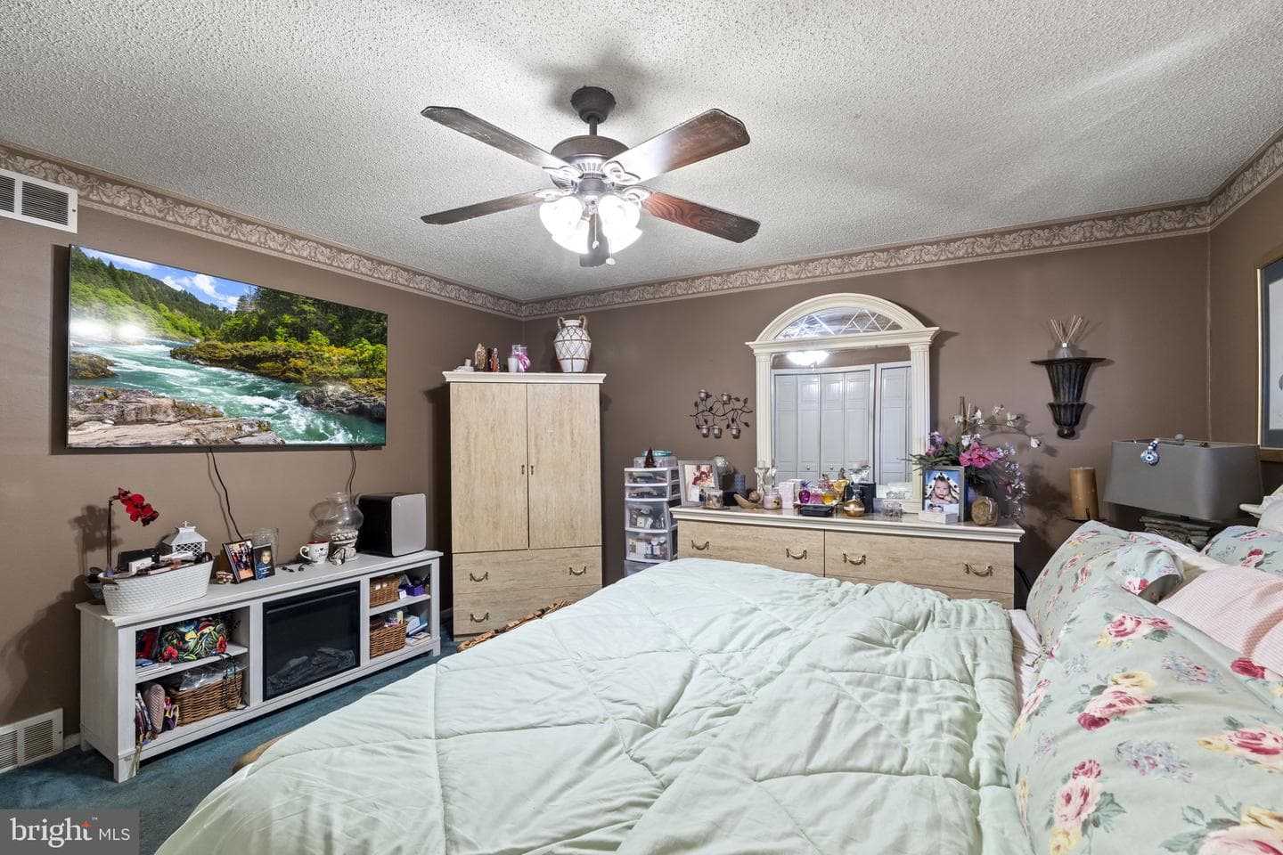 3530 Churchill Lane photo 20