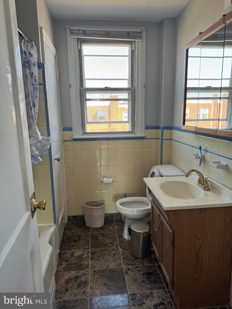 7221 Oakland Street photo 8