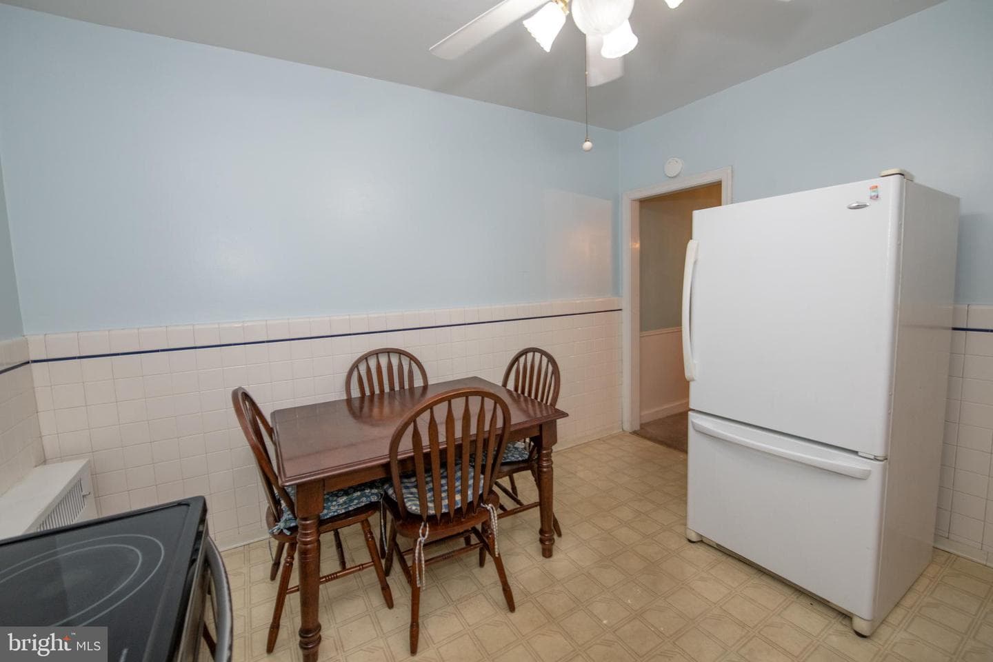 3049 Magee Avenue photo 10