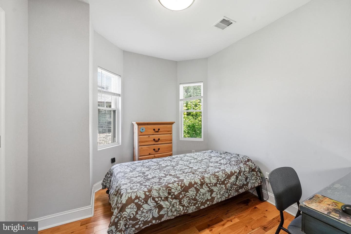 2227 N 54th Street photo 15