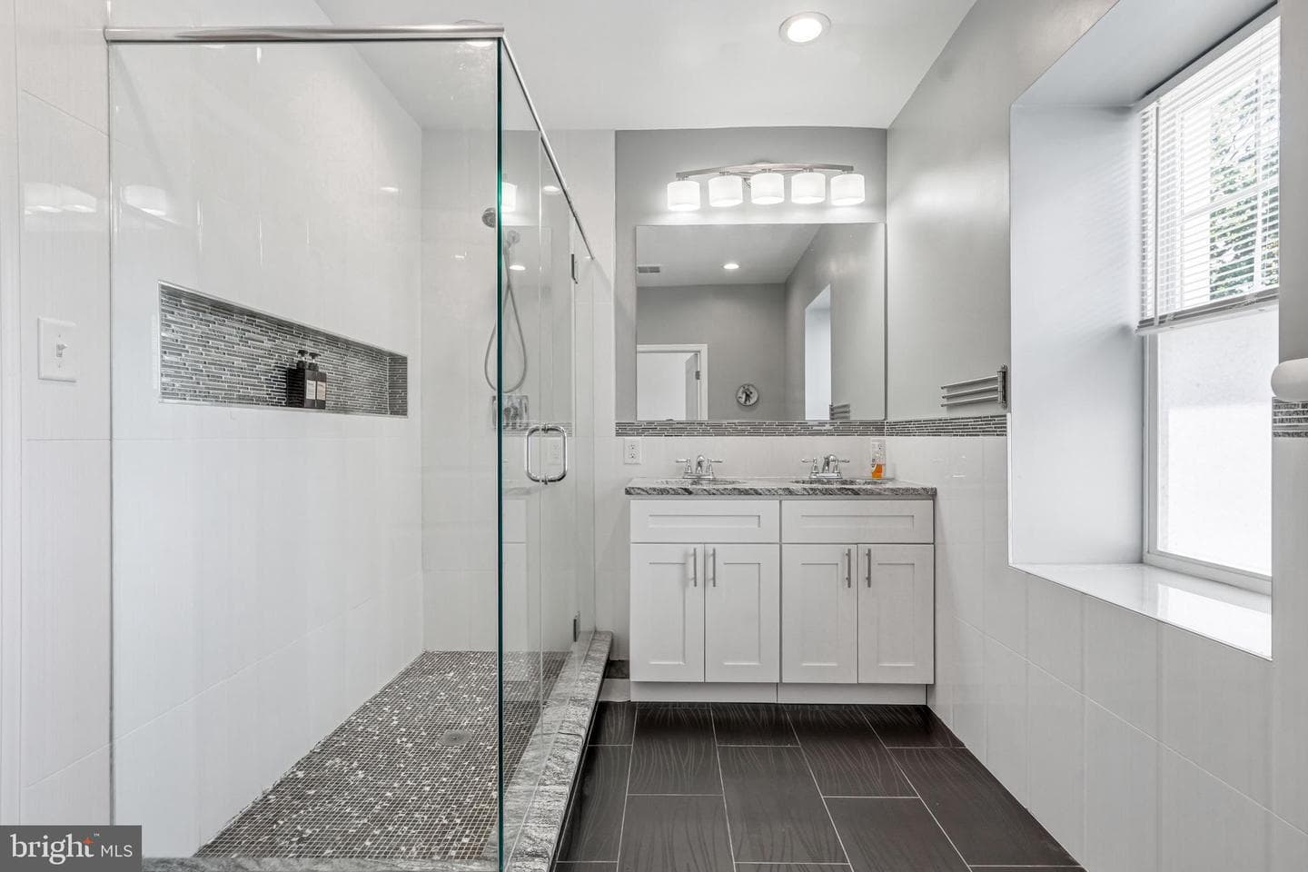 2227 N 54th Street photo 17