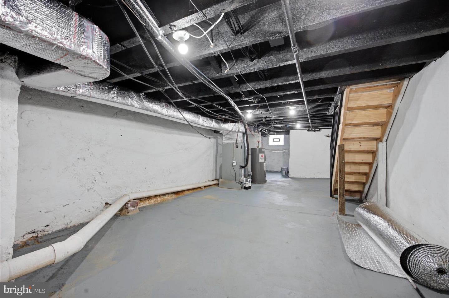5551 Pemberton Street photo 31
