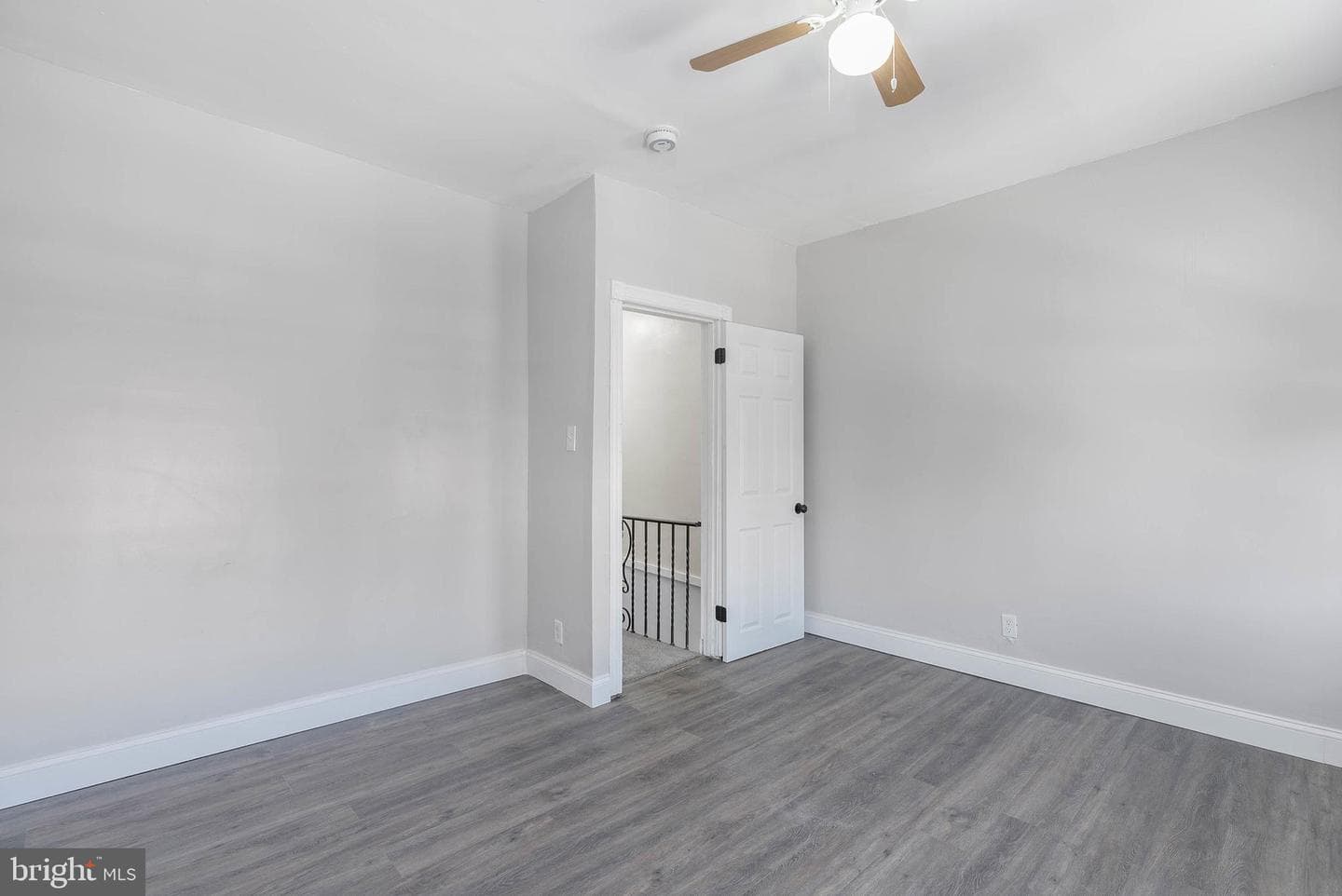 218 N Alden Street photo 14