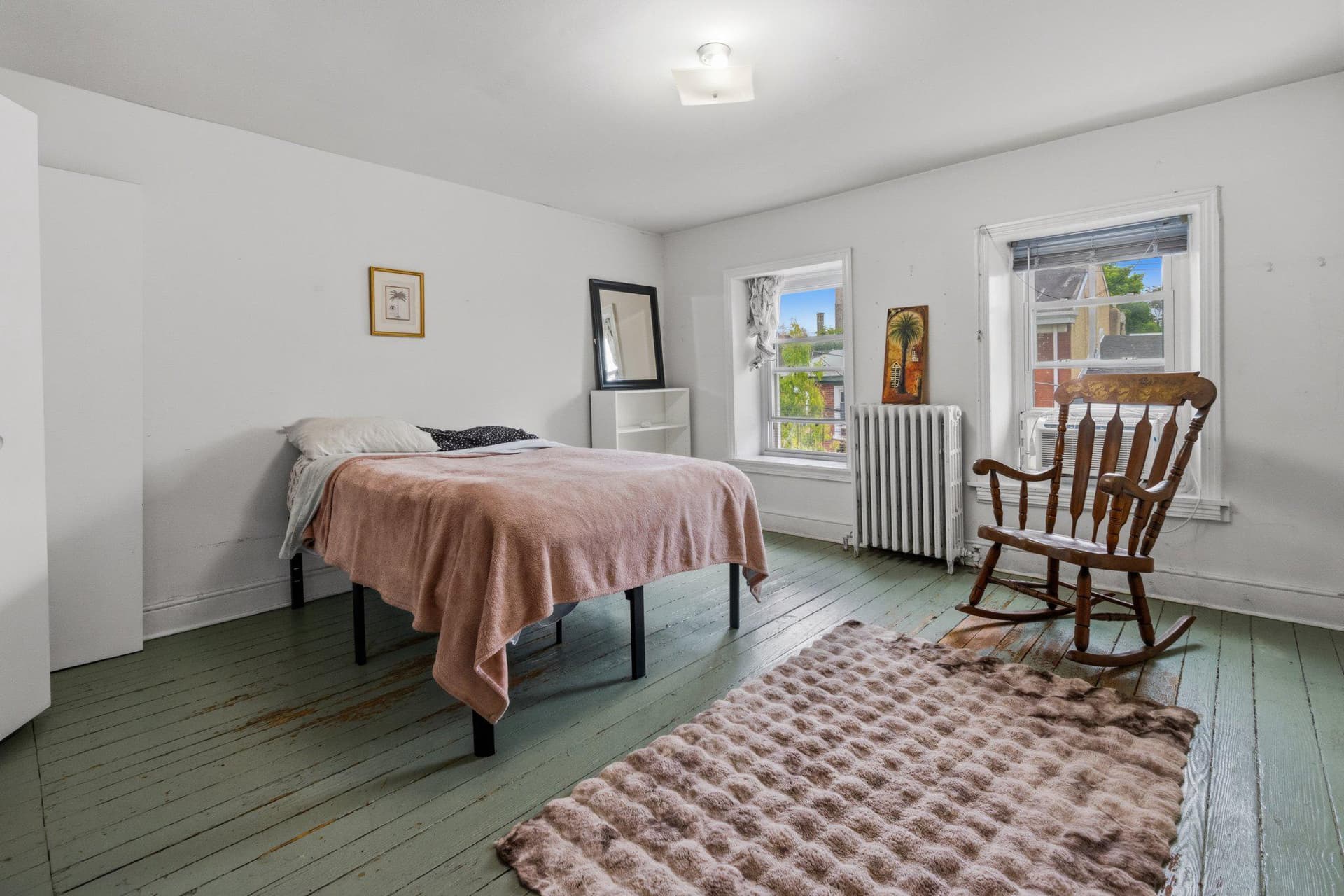 3693 Calumet Street photo 23