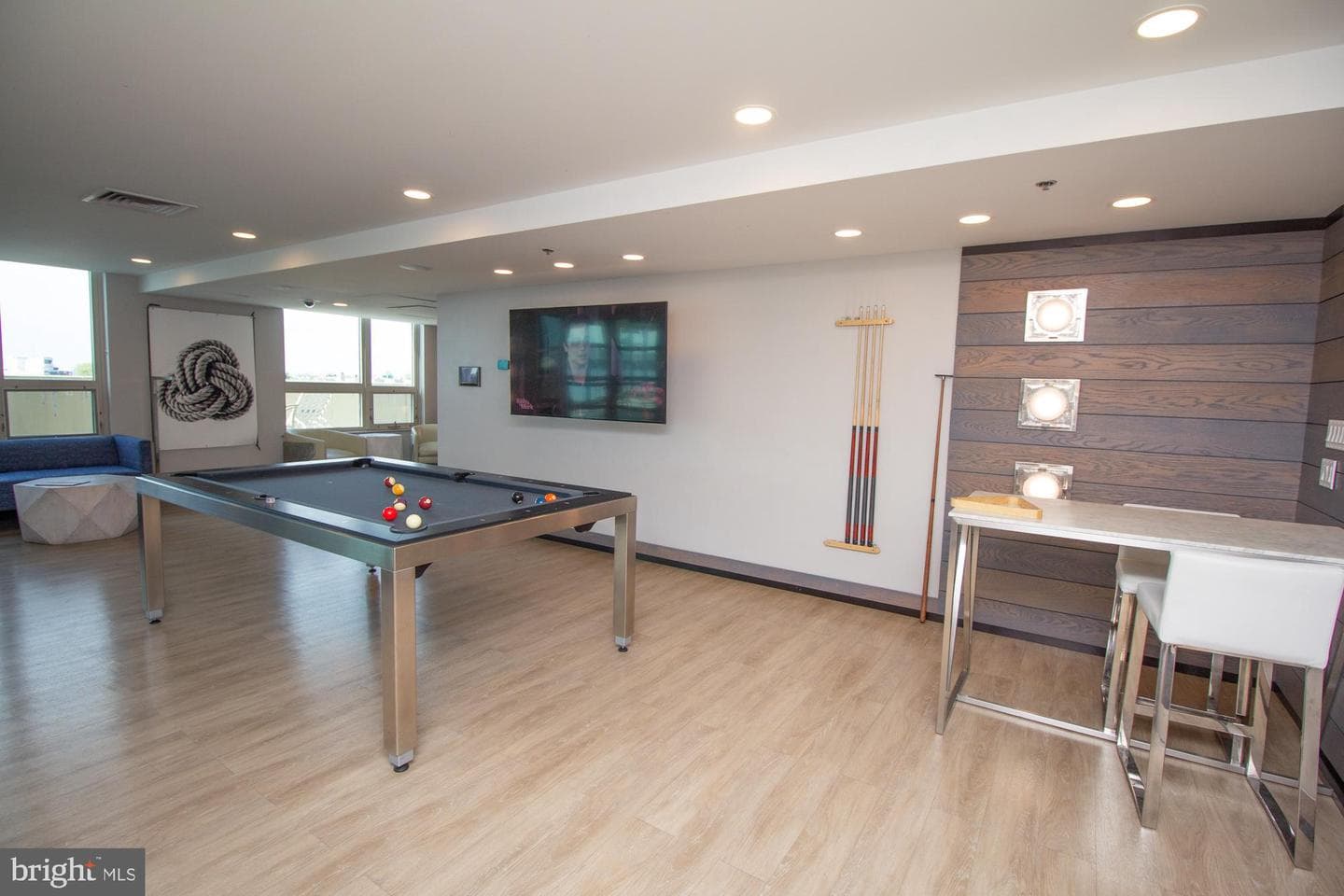 717 S Christopher Columbus Boulevard S #714 photo 22