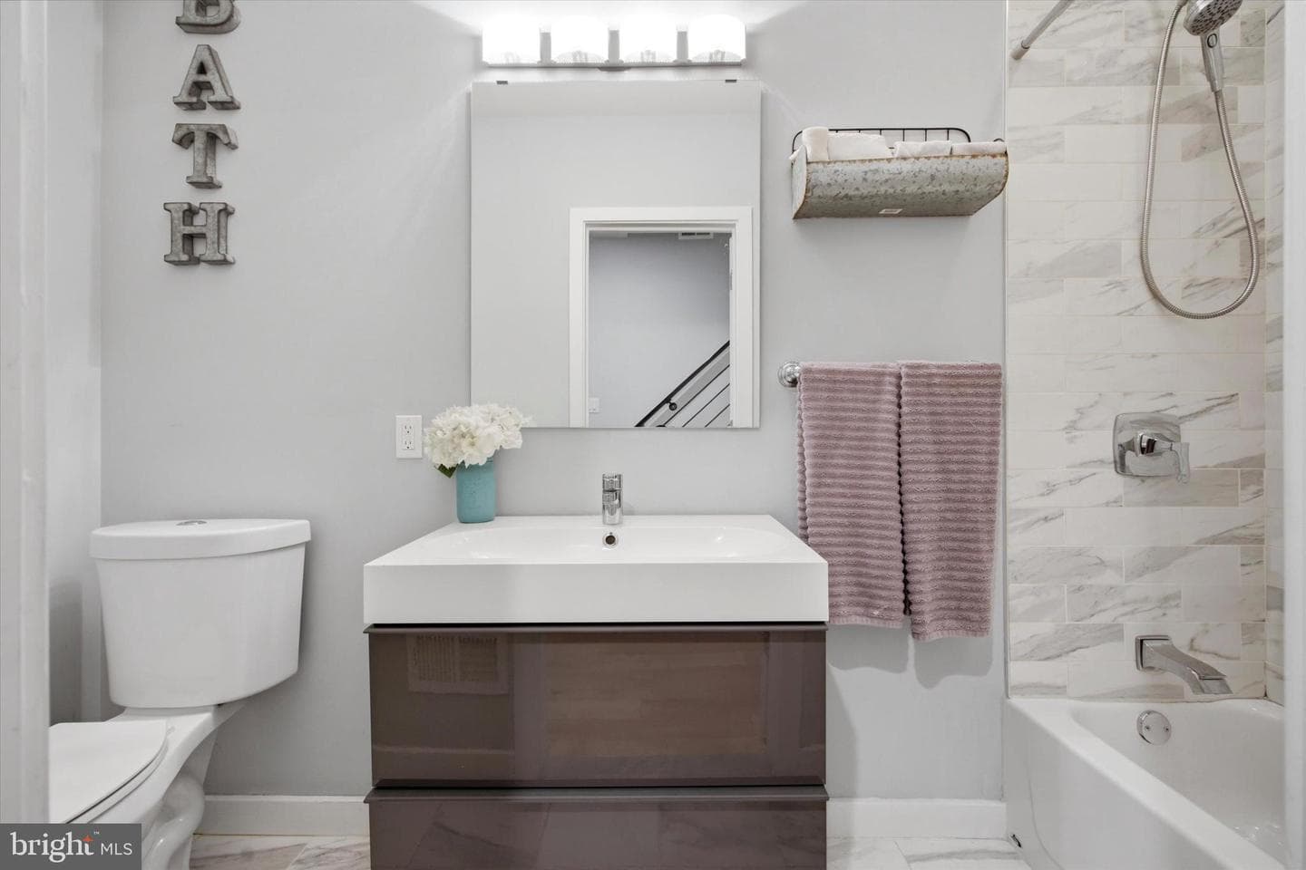 2512 Collins Street photo 16