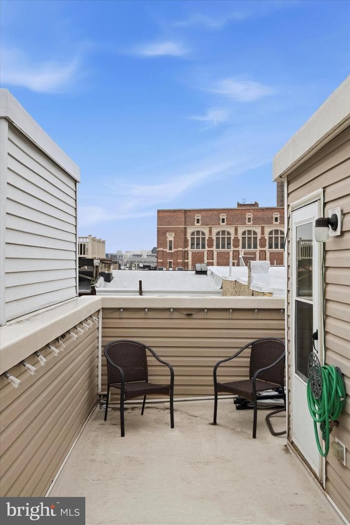 2512 Collins Street photo 18