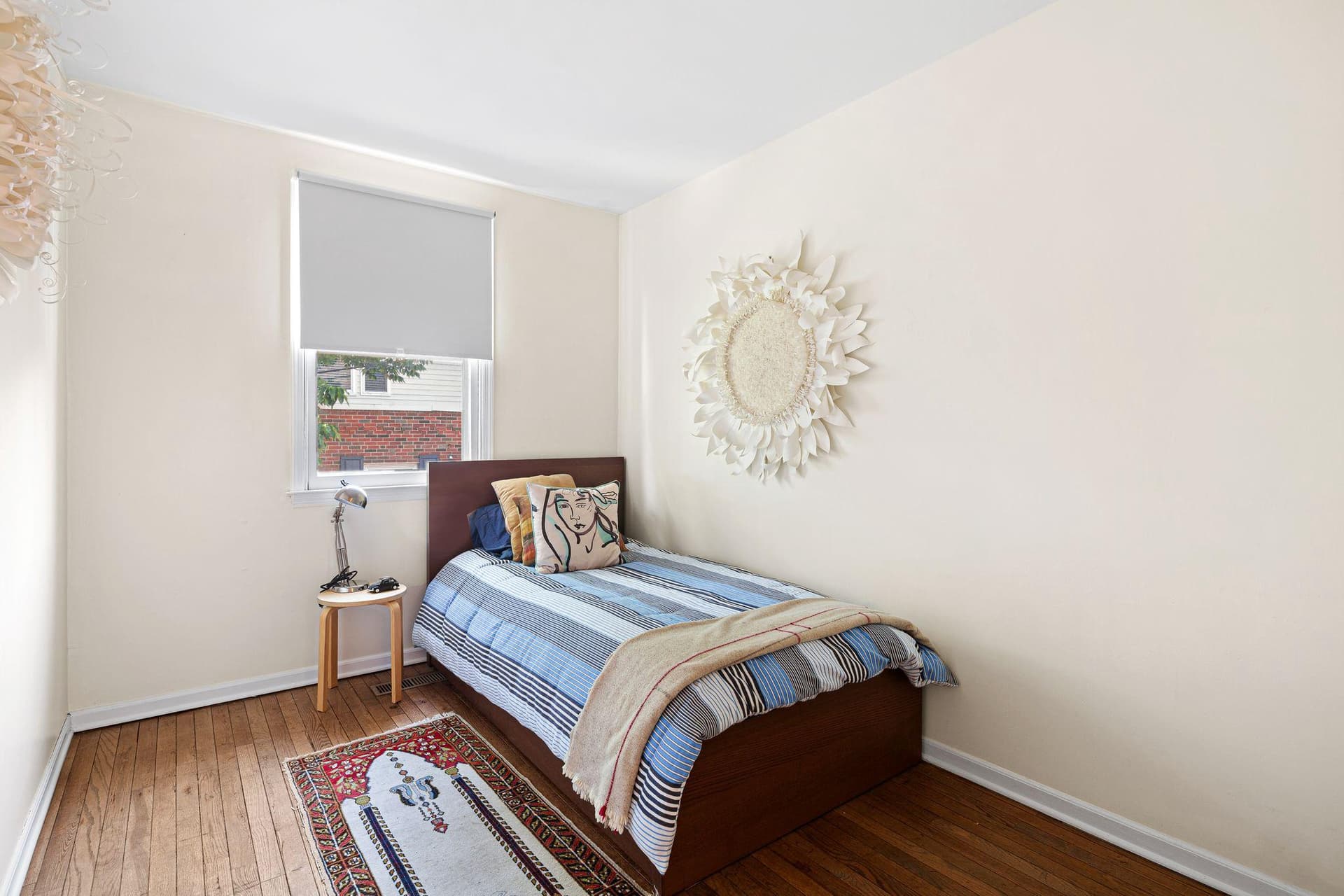 217 Titan Street photo 20