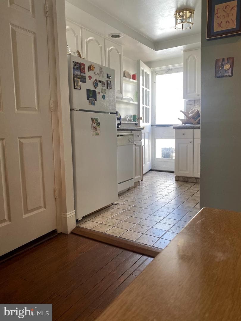 2719 E Birch Street photo 14