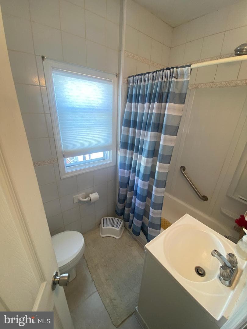 2719 E Birch Street photo 30
