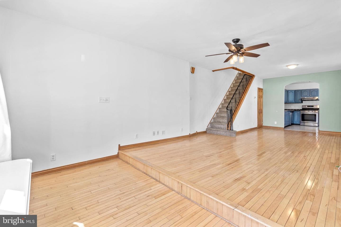 2810 Lefevre Street photo 5