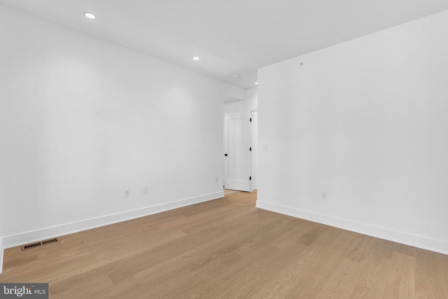 635 N 7th Street #h5b photo 16