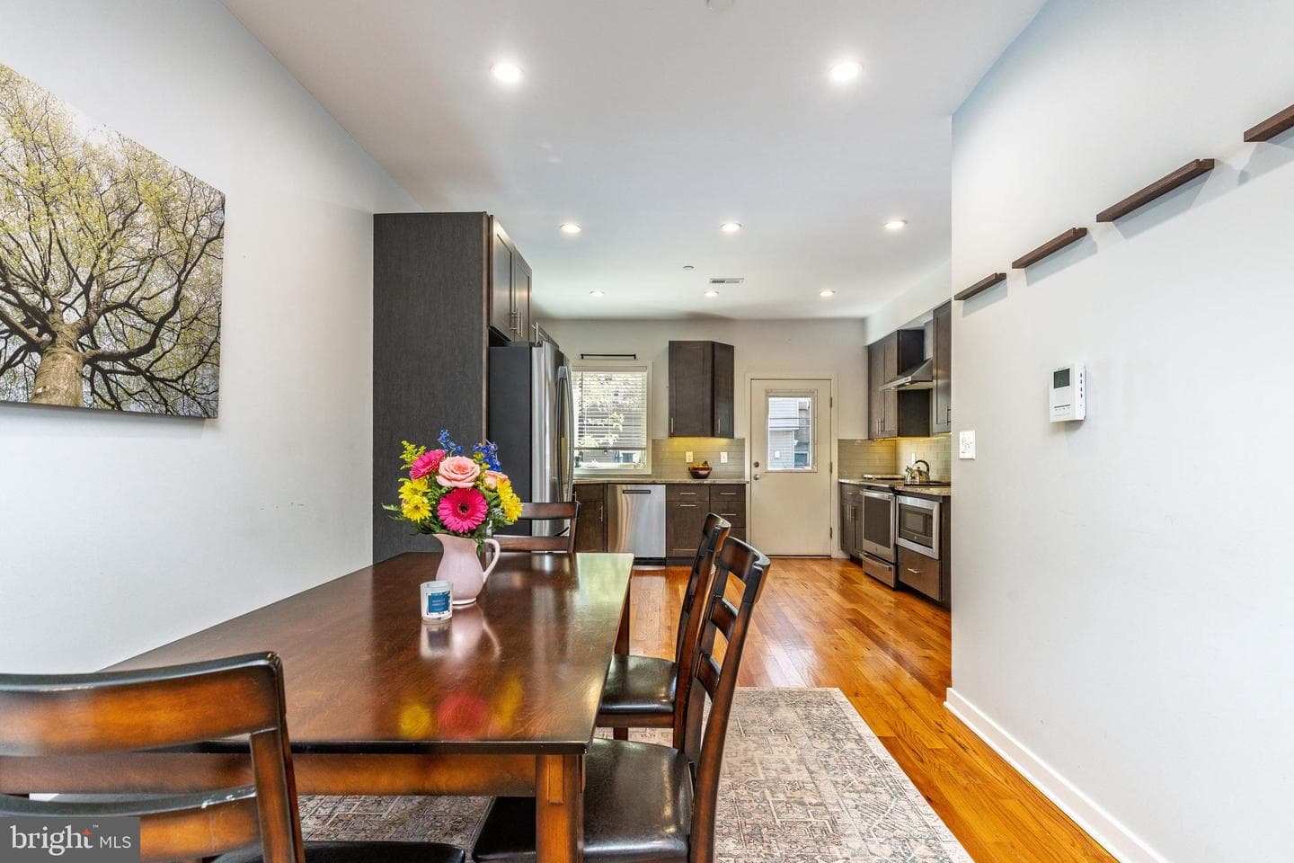1822 Titan Street photo 8