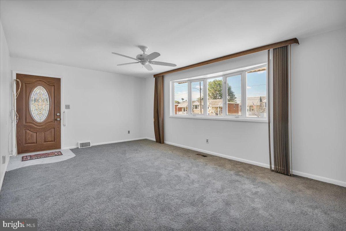 9825 Clark Street photo 4