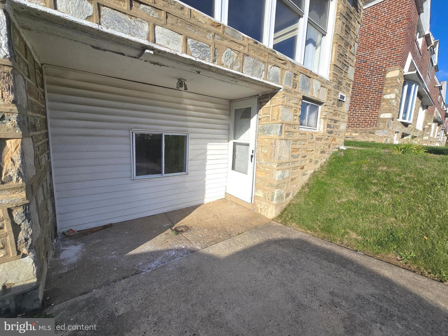 2119 Hoffnagle Street photo 39