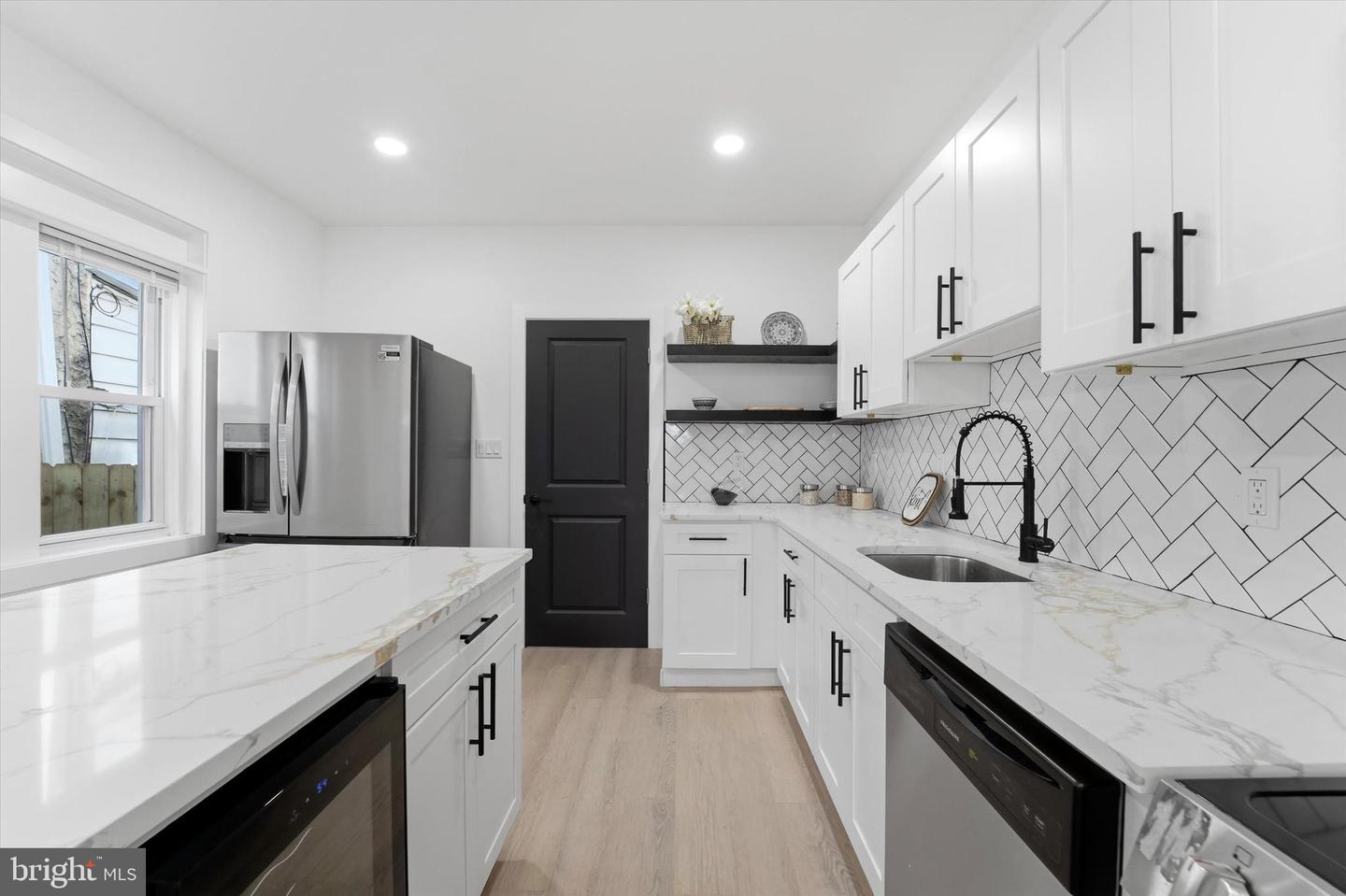 1638 N Felton Street photo 8