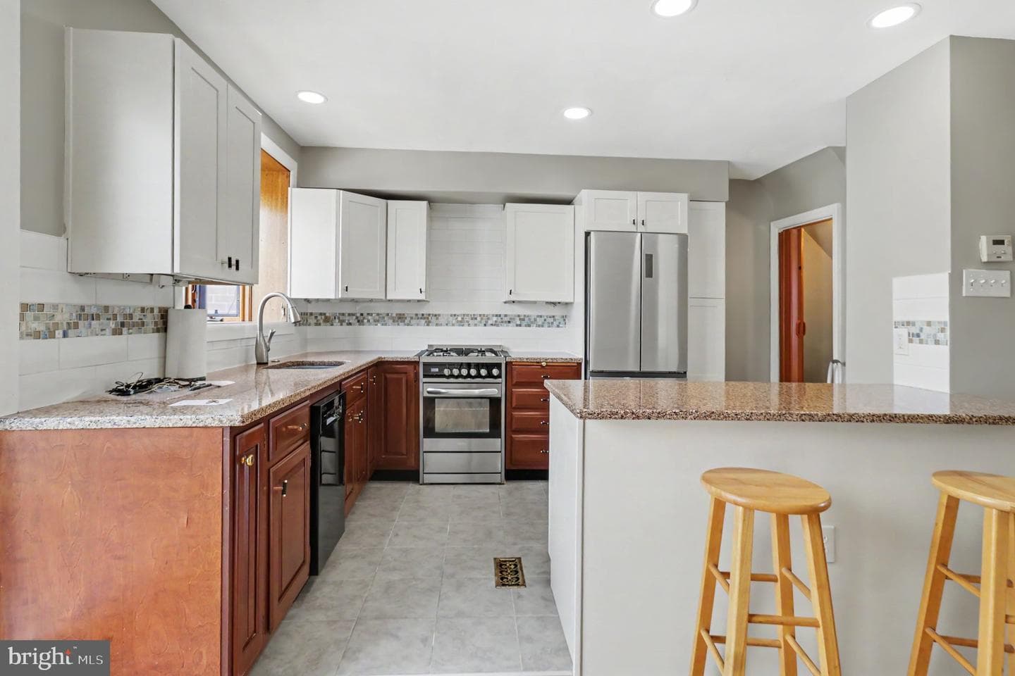 3603 Winona Street photo 7
