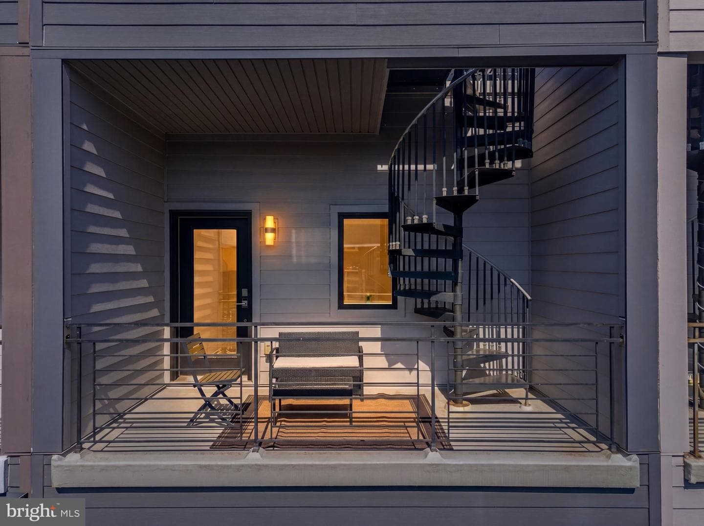 1218 Crease Street photo 34