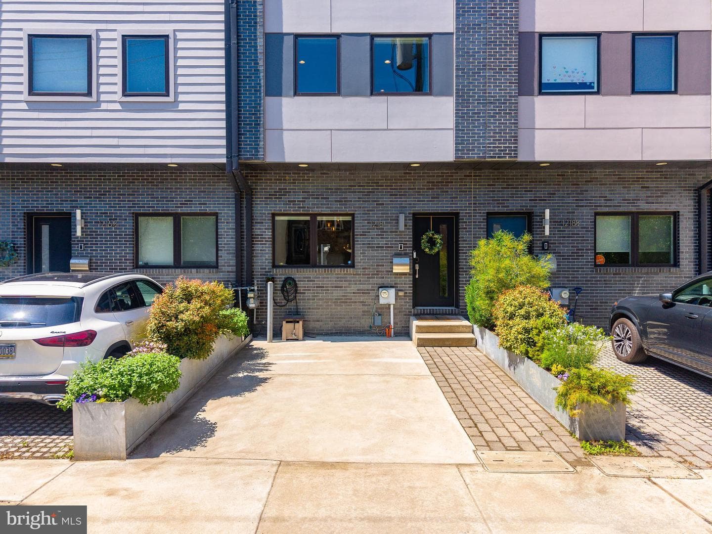 1218 Crease Street photo 49