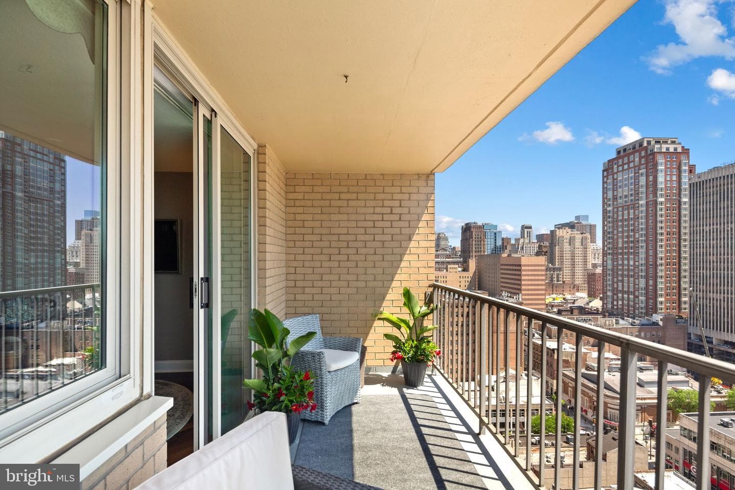 1919 Chestnut Street #2016 photo 19