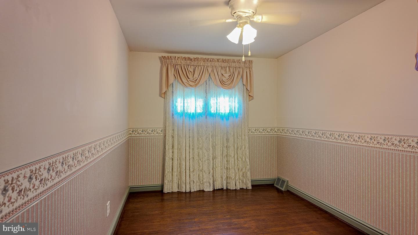 3415 Aubrey Avenue photo 21