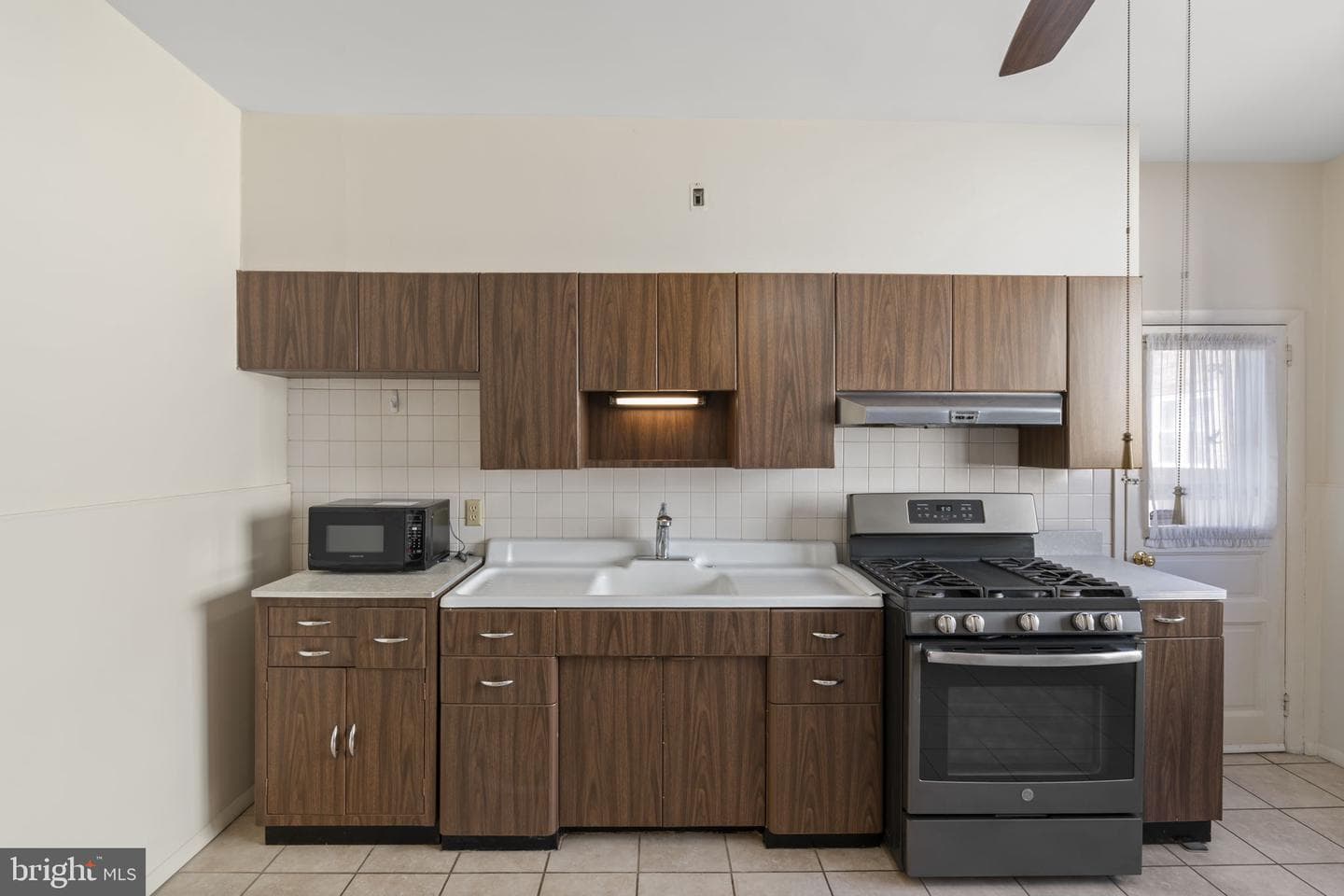1324 W Porter Street photo 12