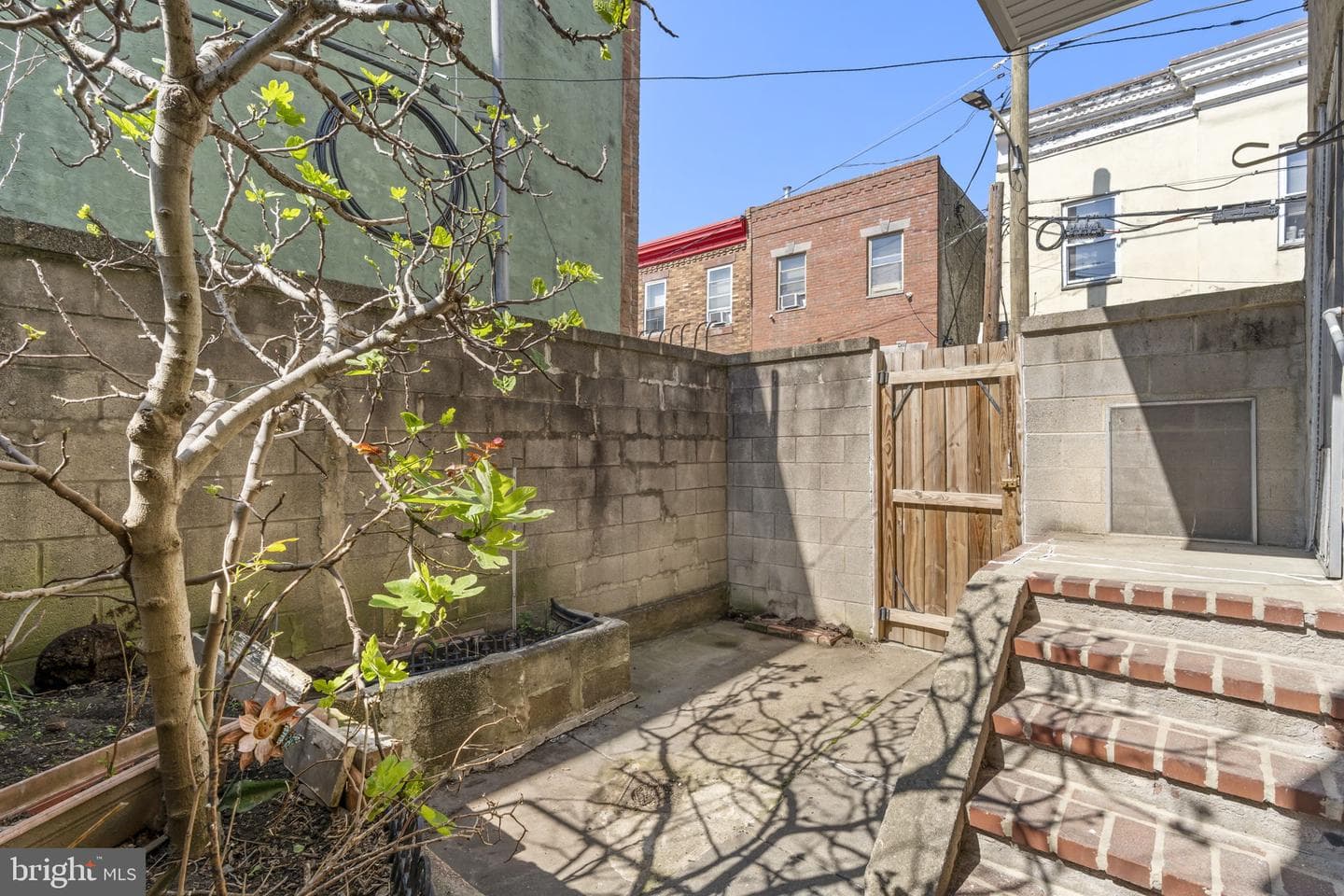 1324 W Porter Street photo 17
