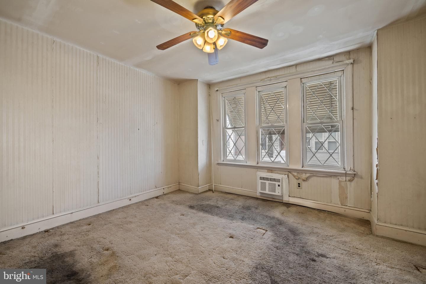 1427 S Etting Street photo 13