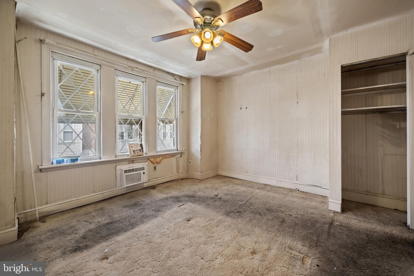 1427 S Etting Street photo 15