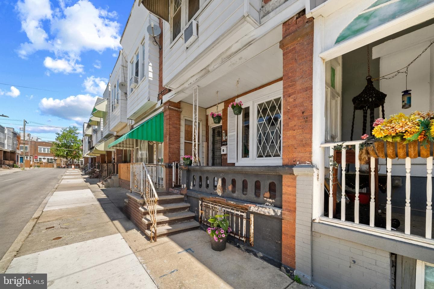 1427 S Etting Street photo 6