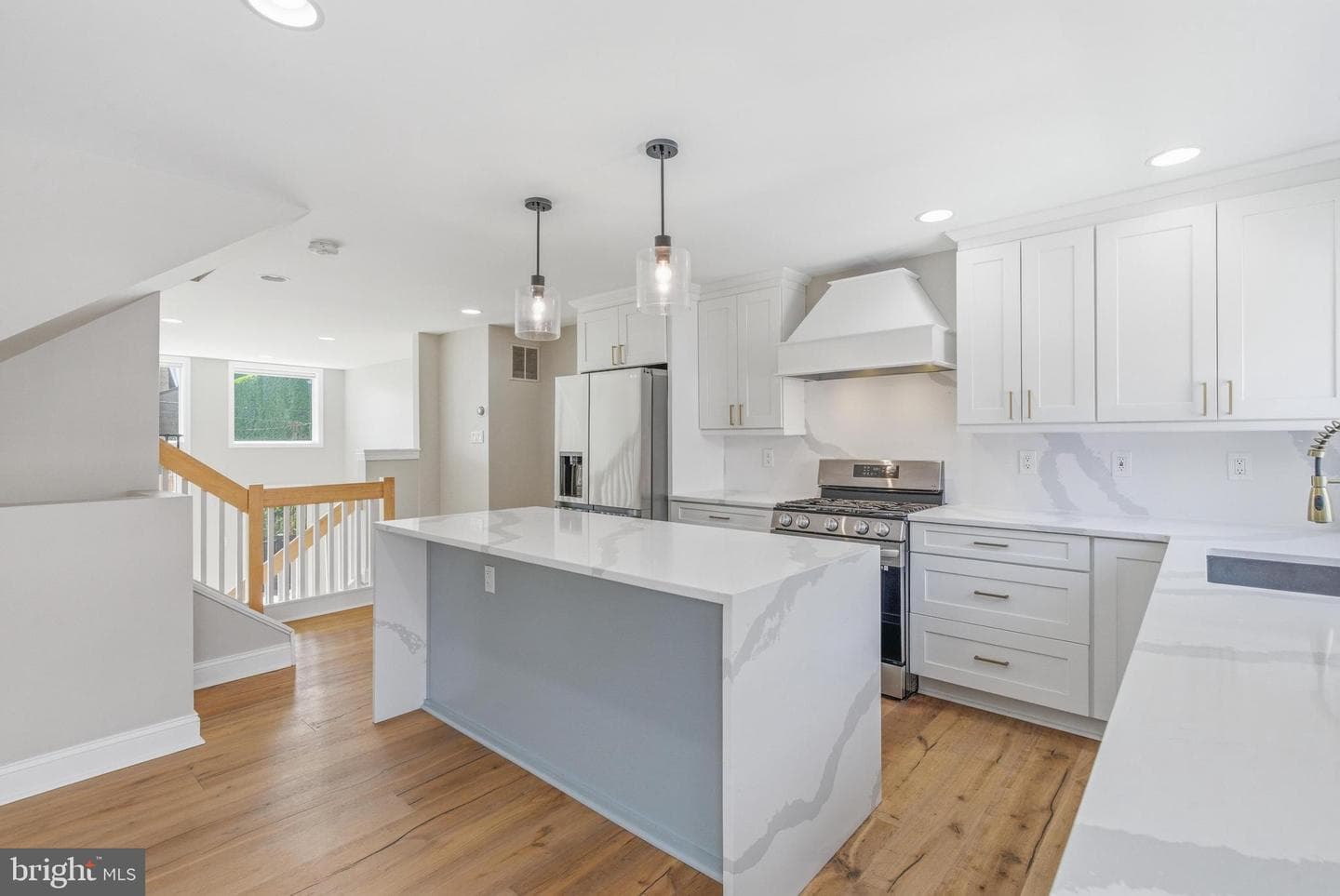 913 N Lawrence Street photo 22