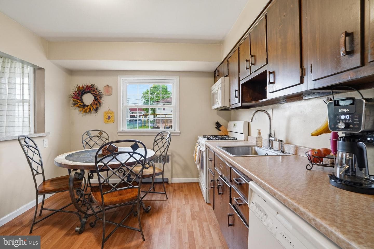 9960 Wistaria Street photo 10