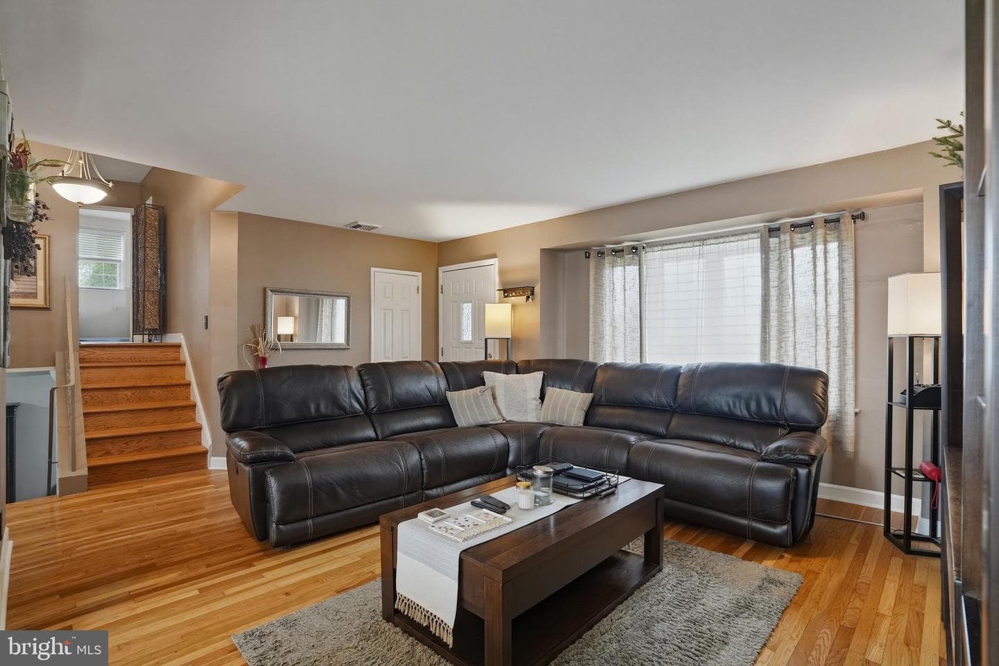 9960 Wistaria Street photo 6