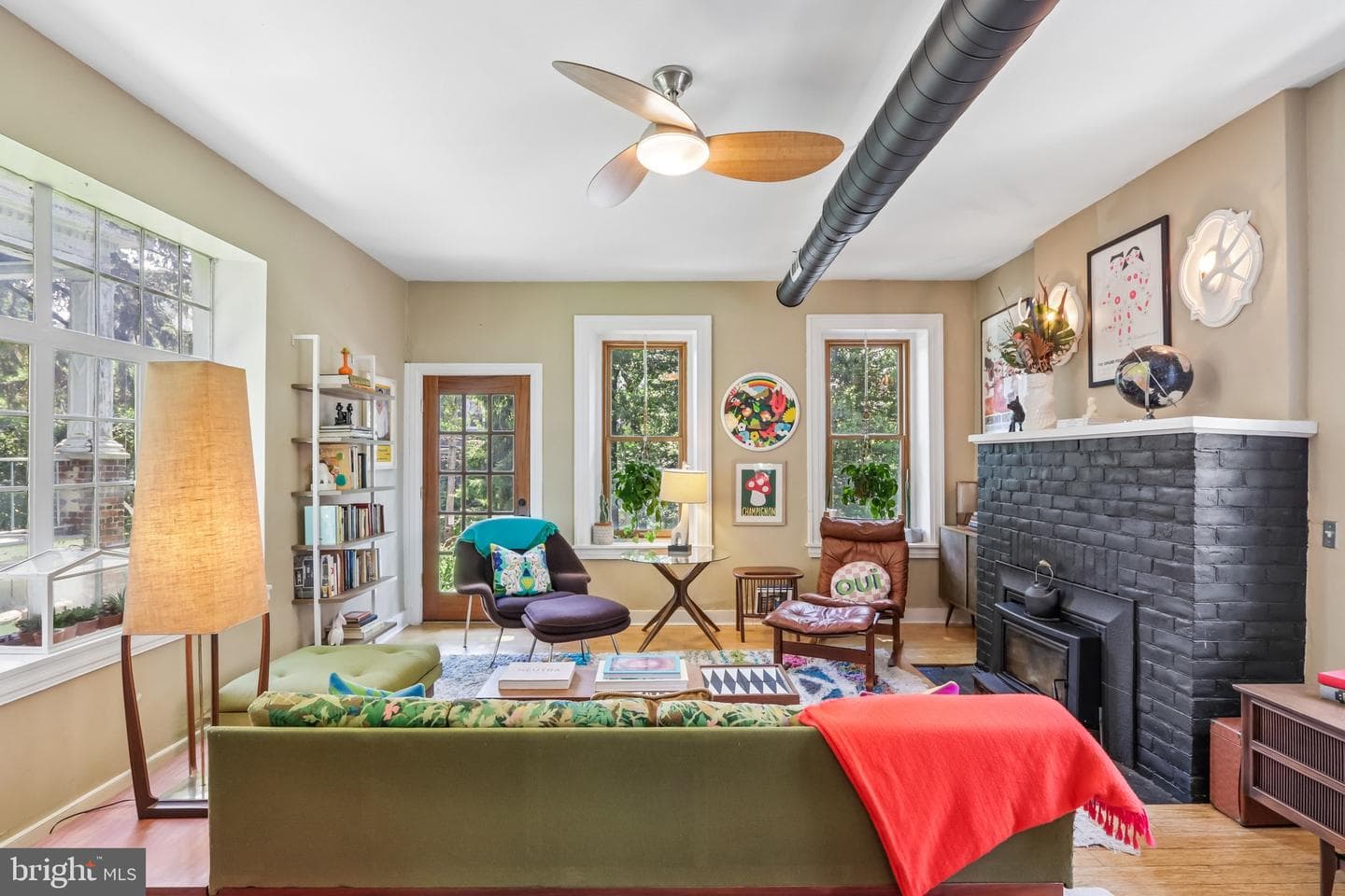 135 W Mount Pleasant Avenue photo 8