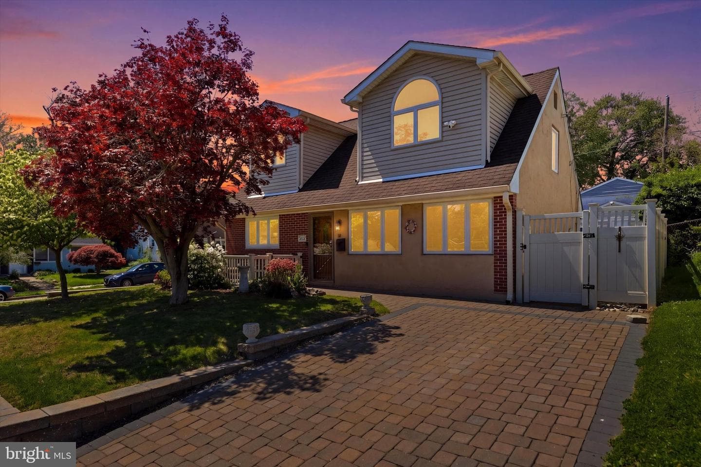 6944 Pawling Street photo 26
