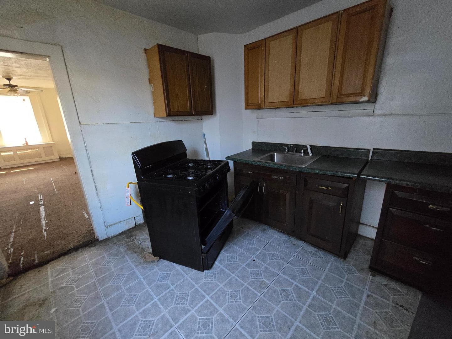 1837 W Juniata Street photo 7