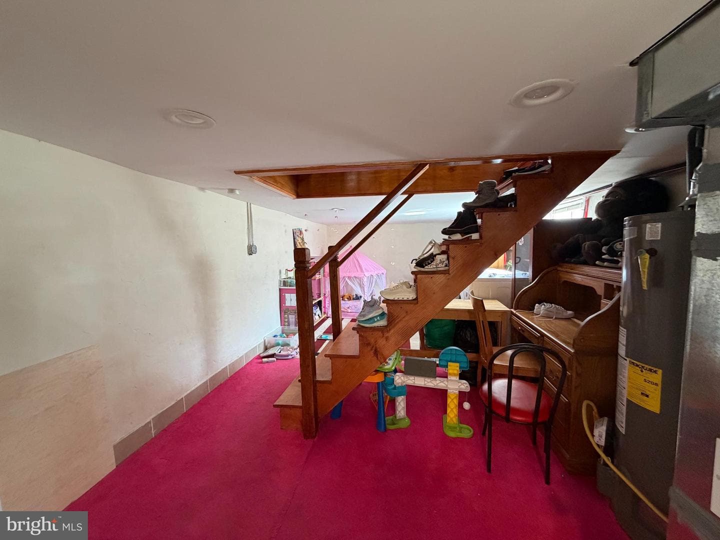 7801 Craig Street photo 15